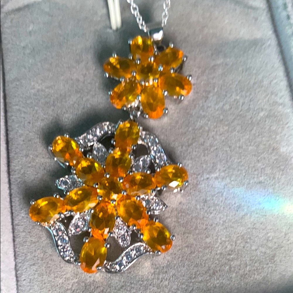 Vintage-Inspired Orange quartz Cz’s and Silver Pendant Necklace